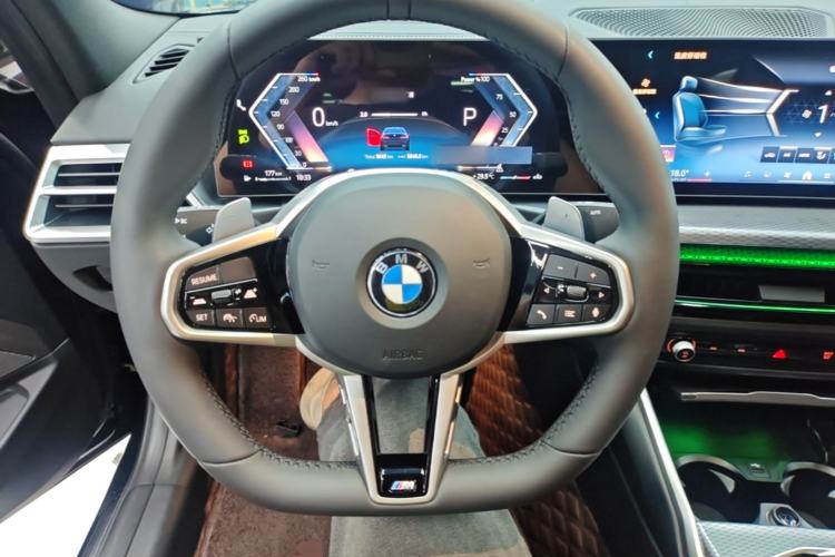 Used BMW 3 Series 2025 330i M Sport Night Edition Package Steering Wheel