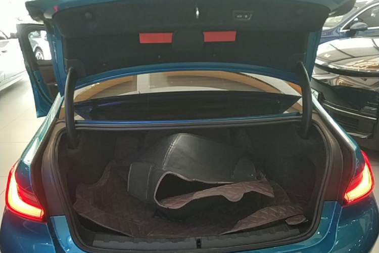 Used BMW 3 Series 2025 325Li M Sport Package Trunk
