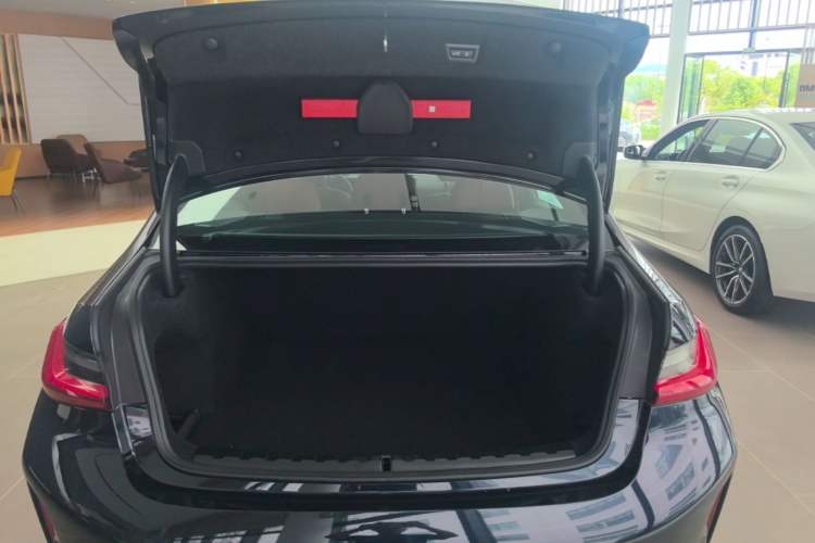 Used BMW 3 Series 2025 330Li M Sport Shadowline Package Trunk