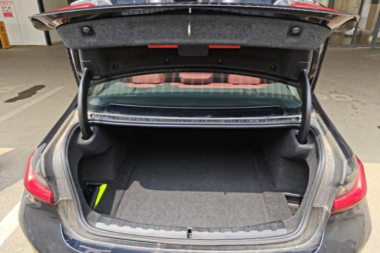 Used BMW 3 Series 2025 325i M Sport Package Trunk
