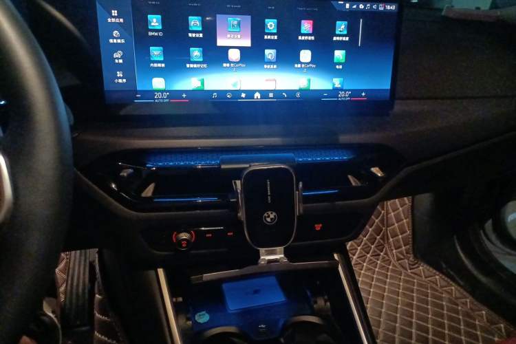 Used BMW 3 Series 2025 325i M Sport Package Audio And AC Panel