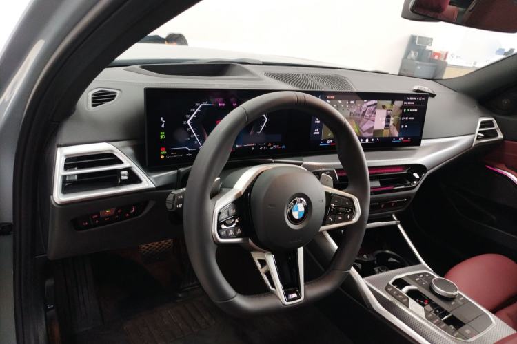 Used BMW 3 Series 2025 330Li Luxury Edition M Sport Night Edition Package Center Console