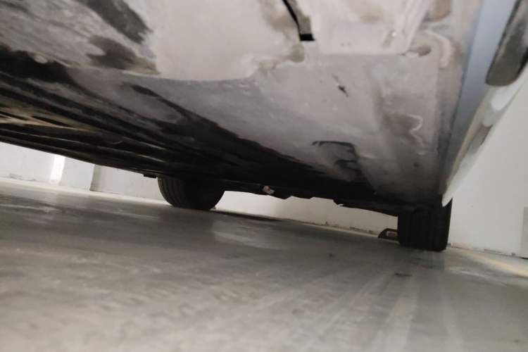 Used BMW 3 Series 2025 330Li M Sport Shadowline Package Chassis Front Left