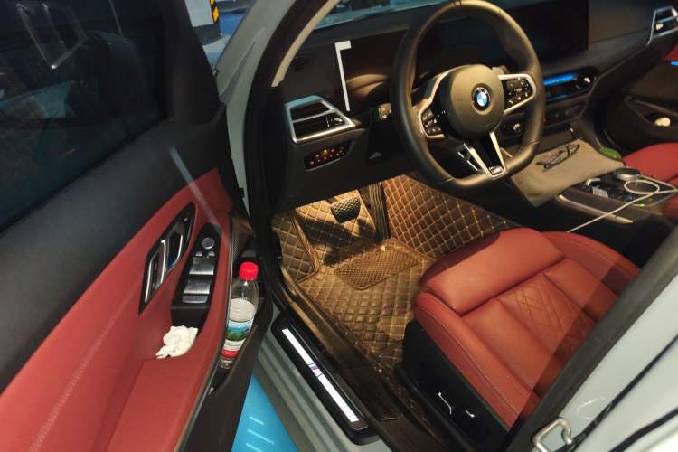 Used BMW 3 Series 2025 325Li M Sport Package Driver Seat