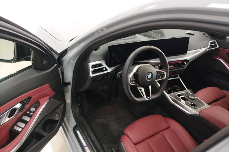 Used BMW 3 Series 2025 330Li Luxury Edition M Sport Night Edition Package Driver Seat