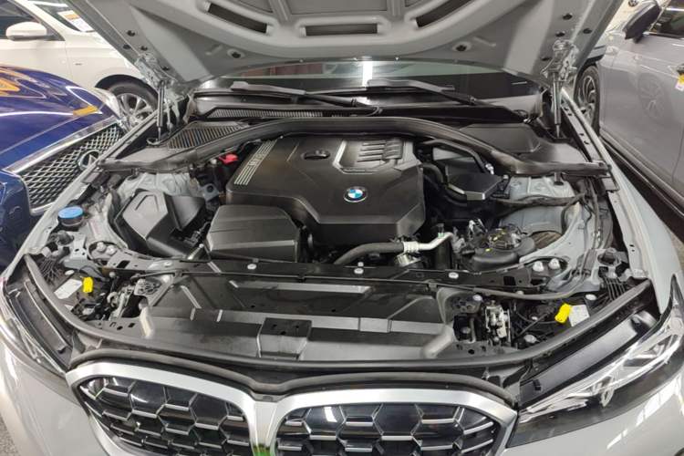 Used BMW 3 Series 2025 325Li M Sport Package Engine Bay