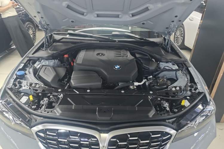 Used BMW 3 Series 2025 325Li M Sport Package Engine Bay