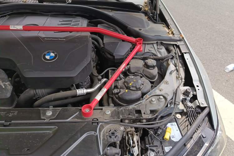 Used BMW 3 Series 2025 330i M Sport Night Edition Package Engine Bay Left