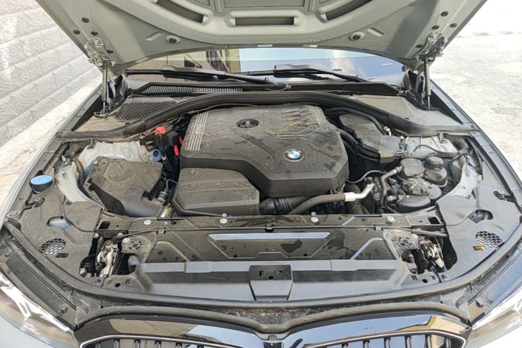 Used BMW 3 Series 2025 330Li M Sport Shadowline Package Engine Bay