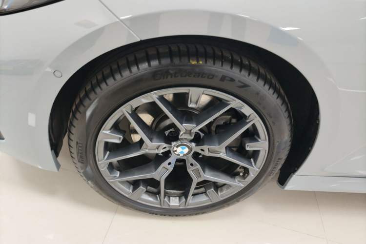 Used BMW 3 Series 2025 330Li Luxury Edition M Sport Night Edition Package Exterior 2