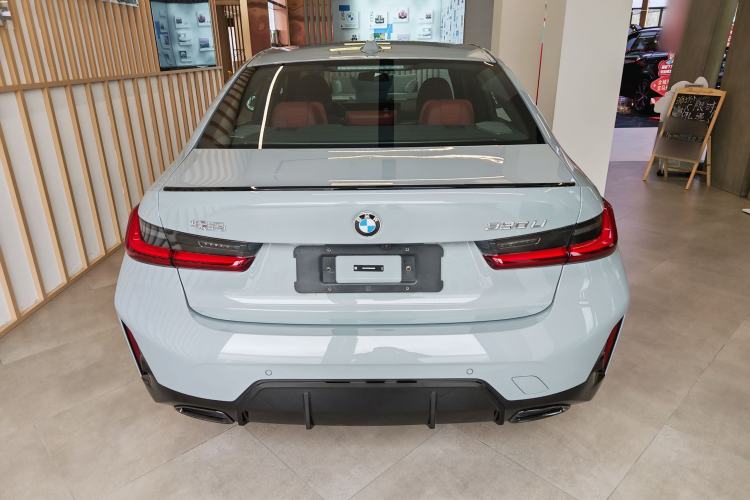 Used BMW 3 Series 2025 330Li Luxury Edition M Sport Night Edition Package Exterior 5