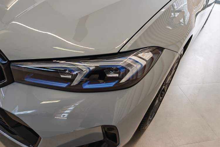 Used BMW 3 Series 2025 330Li Luxury Edition M Sport Night Edition Package Exterior 8