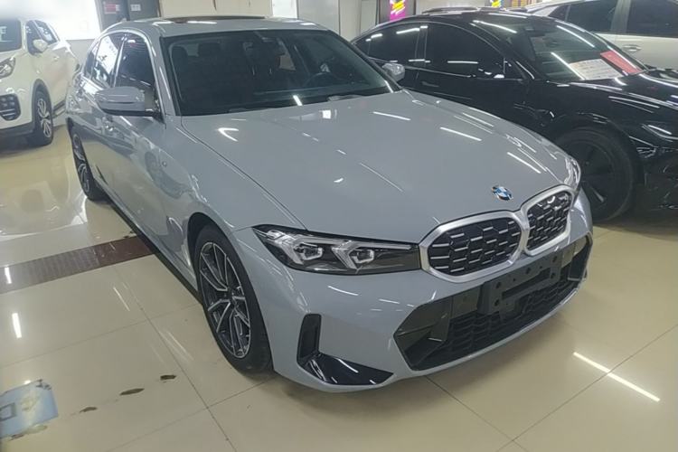 Used BMW 3 Series 2025 325Li M Sport Package Front Right 45 Deg