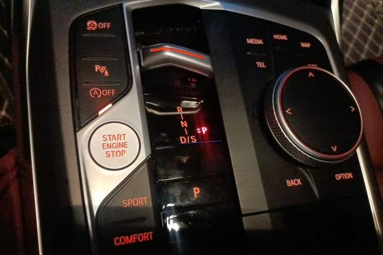 Used BMW 3 Series 2025 325i M Sport Package Gear Lever