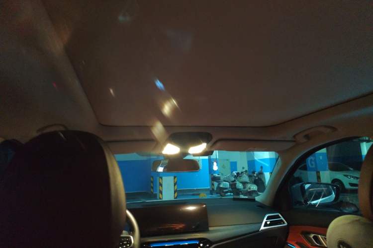 Used BMW 3 Series 2025 325Li M Sport Package Headliner