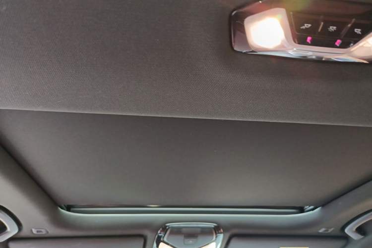Used BMW 3 Series 2025 330i M Sport Night Edition Package Headliner