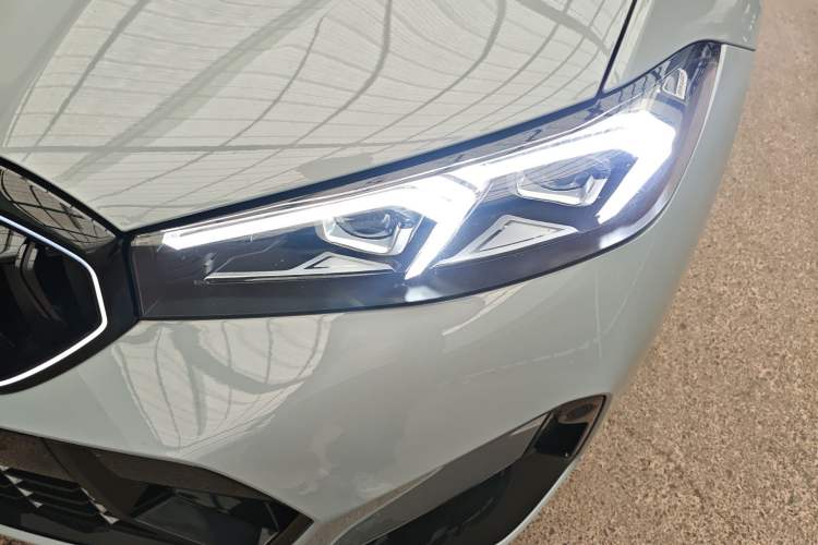 Used BMW 3 Series 2025 330Li M Sport Shadowline Package Left Front Headlight