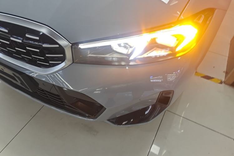 Used BMW 3 Series 2025 325Li M Sport Package Left Front Headlight