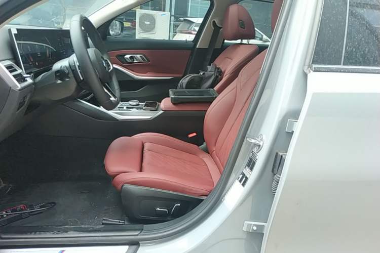 Used BMW 3 Series 2025 330Li M Sport Shadowline Package Left Front Seat