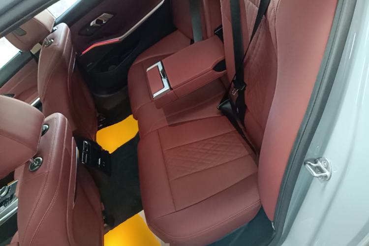 Used BMW 3 Series 2025 330Li M Sport Shadowline Package Left Rear Seat