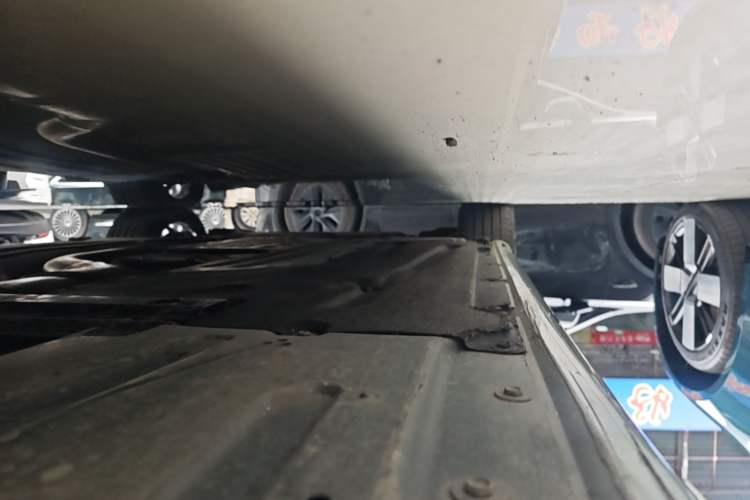 Used BMW 3 Series 2025 325i M Sport Package Left Side Sill