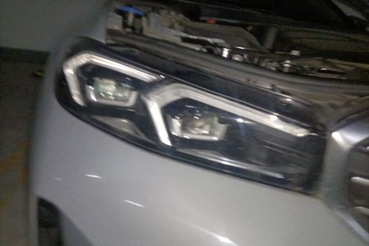 Used BMW 3 Series 2025 325i M Sport Package Right Front Headlight