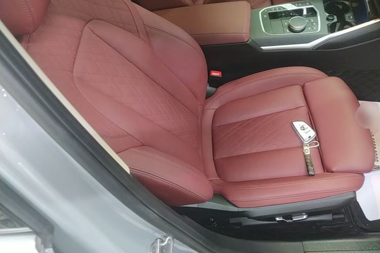 Used BMW 3 Series 2025 325Li M Sport Package Right Front Seat