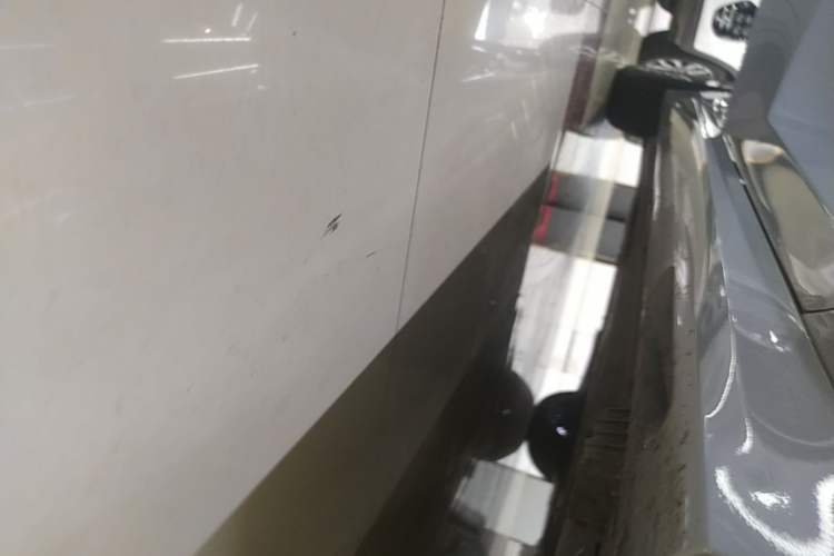 Used BMW 3 Series 2025 325Li M Sport Package Right Side Sill