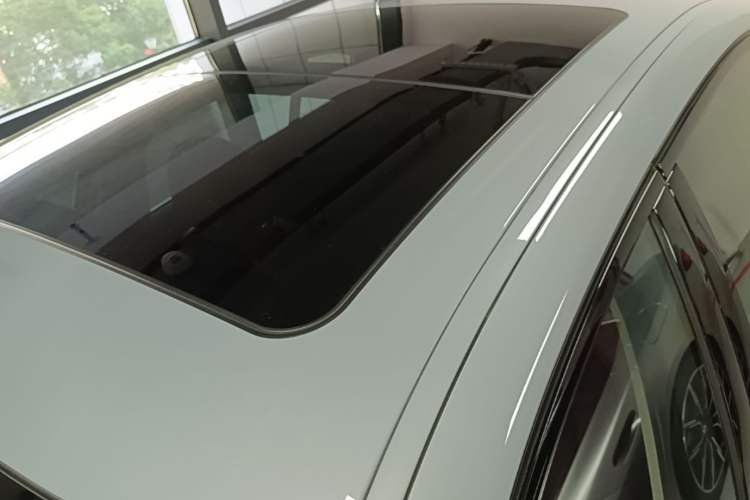 Used BMW 3 Series 2025 330Li M Sport Shadowline Package Roof