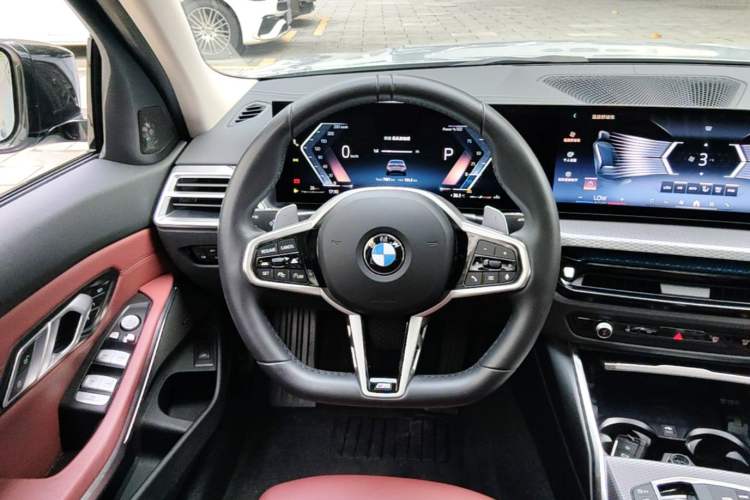Used BMW 3 Series 2025 330Li M Sport Shadowline Package Steering Wheel