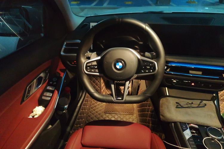 Used BMW 3 Series 2025 325Li M Sport Package Steering Wheel