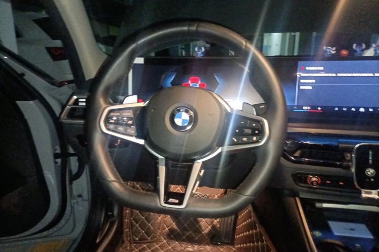Used BMW 3 Series 2025 325i M Sport Package Steering Wheel