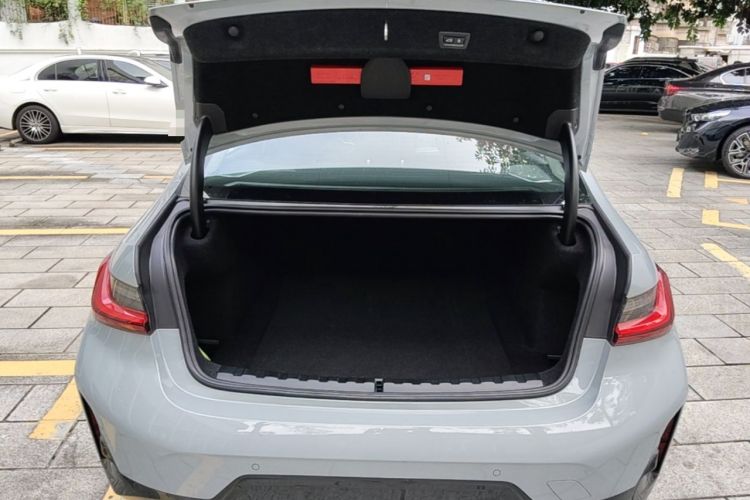 Used BMW 3 Series 2025 330Li M Sport Shadowline Package Trunk