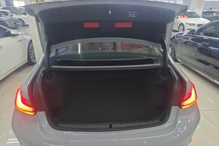 Used BMW 3 Series 2025 325Li M Sport Package Trunk