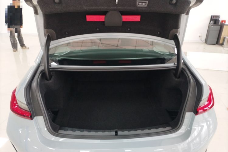 Used BMW 3 Series 2025 330Li Luxury Edition M Sport Night Edition Package Trunk
