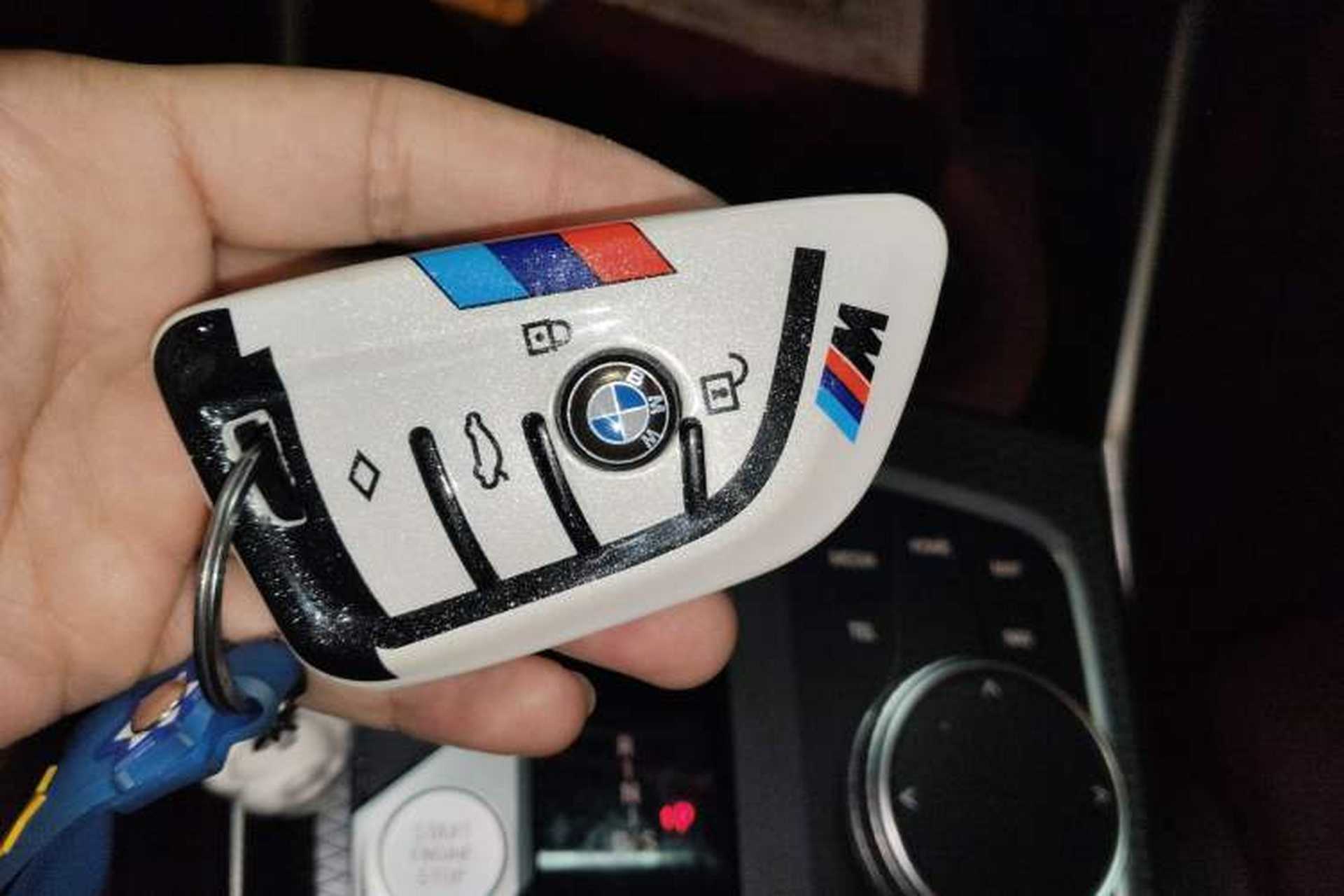 Used BMW 3 Series 2025 330Li M Sport Shadowline Package Vehicle Key