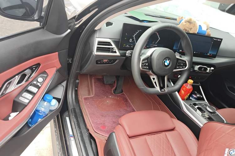Used BMW 3 Series 2025 325i M Sport Package Driver Seat