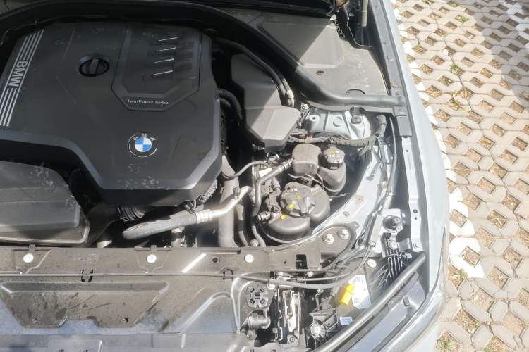 Used BMW 3 Series 2025 330i M Sport Night Edition Package Engine Bay Left