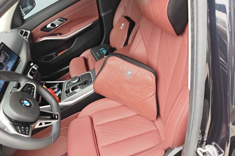 Used BMW 3 Series 2025 325i M Sport Package Left Front Seat
