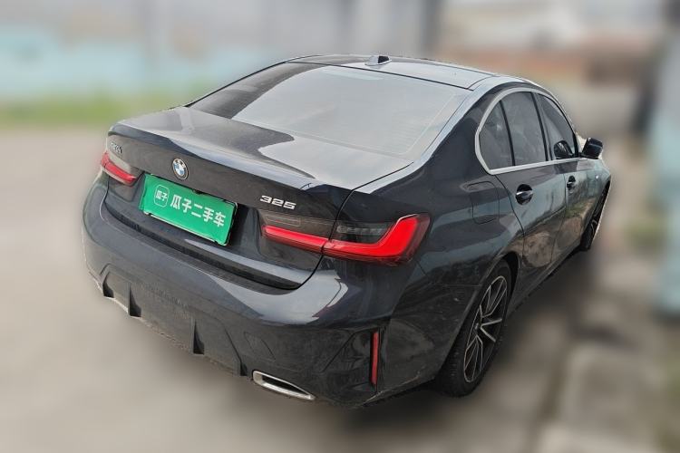 Used BMW 3 Series 2025 325i M Sport Package Rear Right 45 Deg