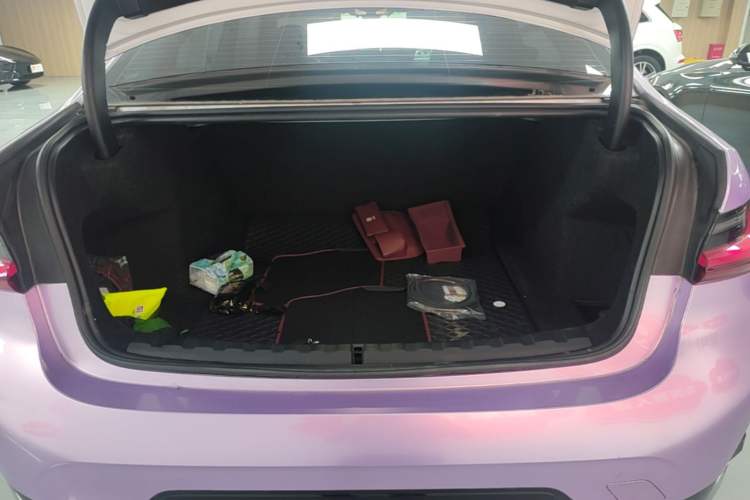 Used BMW 3 Series 2025 330Li M Sport Shadowline Package Trunk