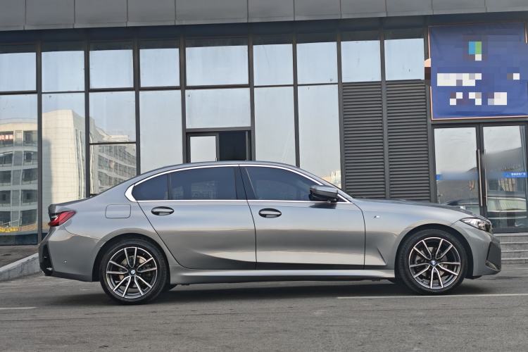 Used BMW 3 Series 2025 325Li M Sport Package Exterior 7