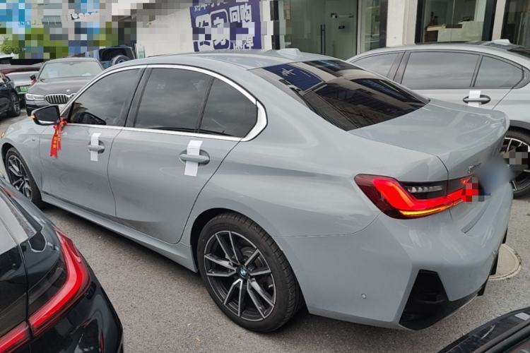 Used BMW 3 Series 2025 325i M Sport Package Rear Left 45 Deg