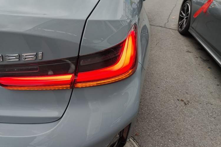 Used BMW 3 Series 2025 325i M Sport Package Right Rear Taillight