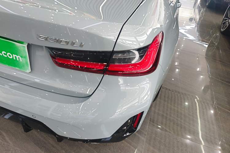 Used BMW 3 Series 2025 330Li M Sport Shadowline Package Right Rear Taillight