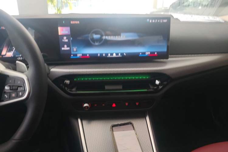 Used BMW 3 Series 2025 330Li M Sport Shadowline Package Audio And AC Panel