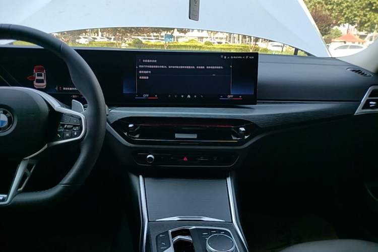 Used BMW 3 Series 2025 325Li M Sport Package Audio And AC Panel