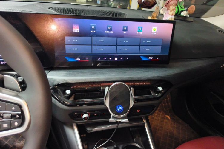 Used BMW 3 Series 2025 325Li M Sport Package Audio And AC Panel