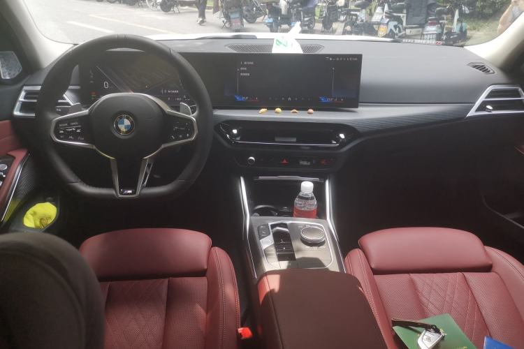 Used BMW 3 Series 2025 325Li M Sport Package Center Console