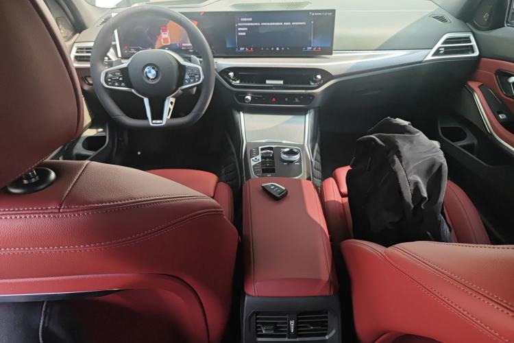 Used BMW 3 Series 2025 330i M Sport Night Edition Package Center Console